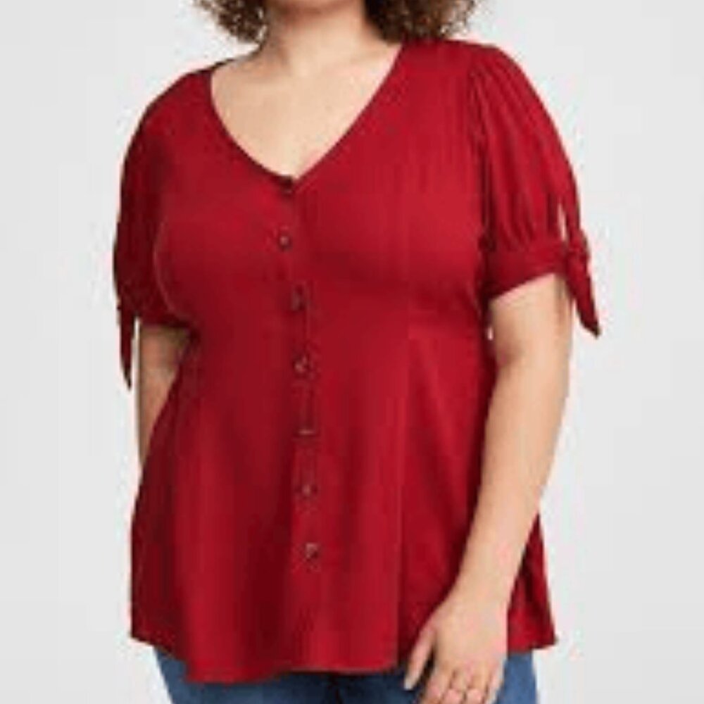 NWT Torrid Red Flowy Fit & Flare Tie Sleeve V-Neck Button Up Blouse Sz 1X - Picture 3 of 6